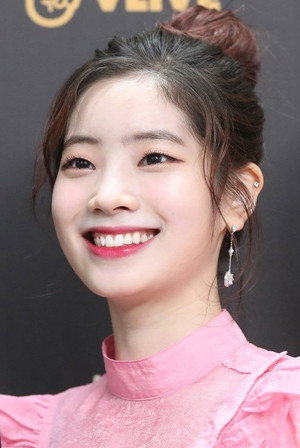 DAHYUN photo
