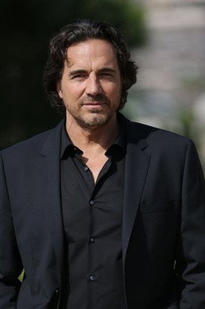 Photo of Thorsten Kaye from the Latest Netflix gallery