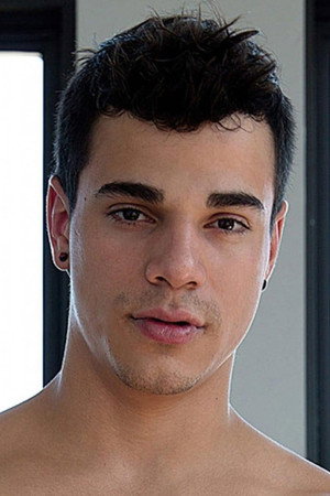 Photo of Levi Karter from the Latest Netflix gallery