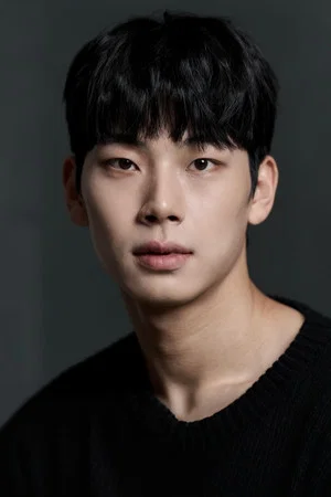 Photo of Kim Min-wook from the Latest Netflix gallery