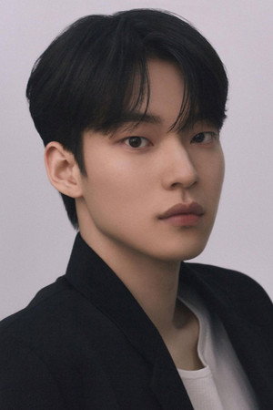 Photo of Jeon Geon-hu from the Latest Netflix gallery