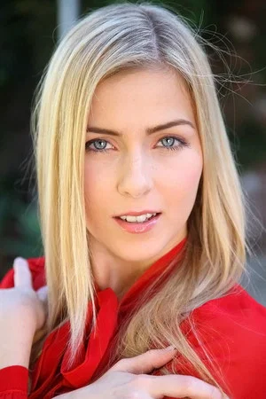 Photo of Abigaile Johnson from the Latest Netflix gallery