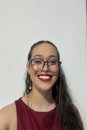 Photo of Amanda Luz from the Latest Netflix gallery