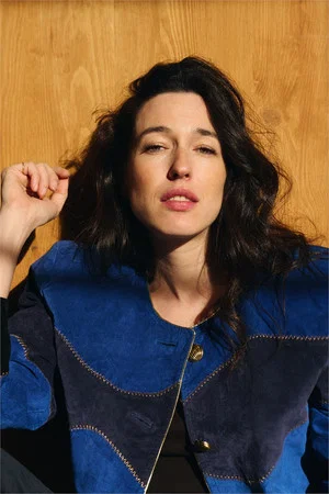 Photo of Charlotte Mangel from the Latest Netflix gallery