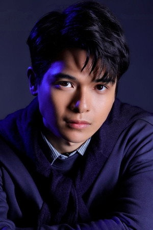 Photo of Vince Maristela from the Latest Netflix gallery