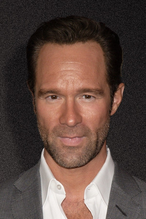 Chris Diamantopoulos photo
