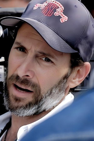 Photo of Charles Winkler from the Latest Netflix gallery
