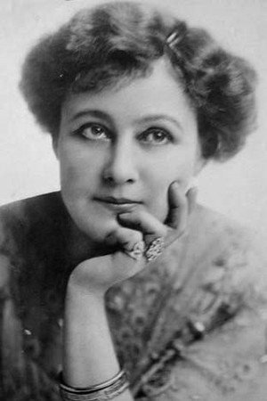 Photo of Minnie Dupree from the Latest Netflix gallery