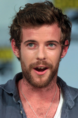 Harry Treadaway photo