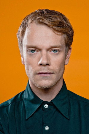 Alfie Allen photo