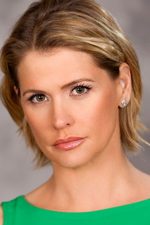 Kristy Swanson photo