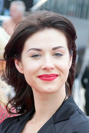 Kestie Morassi photo