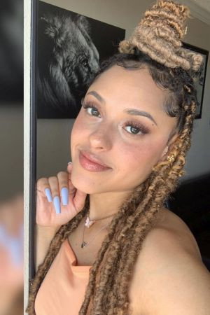 Photo of Faith Elizabeth from the Latest Netflix gallery