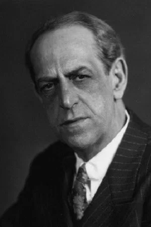 Photo of Edward Ellis from the Latest Netflix gallery