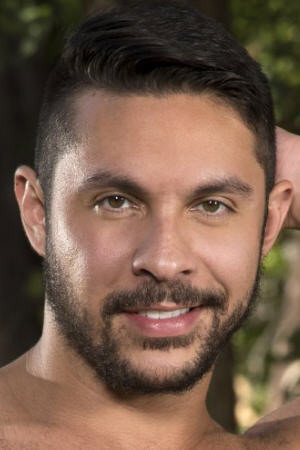 Photo of Seth Santoro from the Latest Netflix gallery