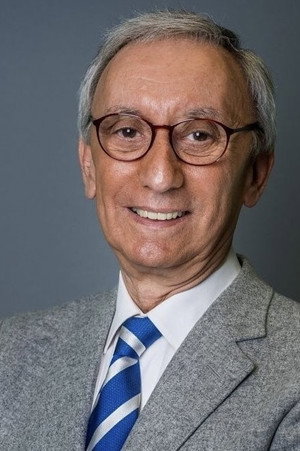 Photo of Júlio Isidro from the Latest Netflix gallery