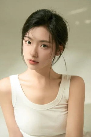 Photo of Wang Yunyun from the Latest Netflix gallery