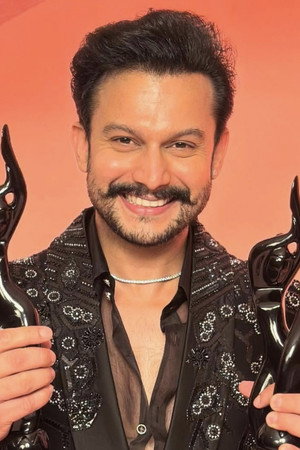 Photo of Adinath Kothare from the Latest Netflix gallery