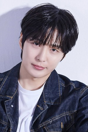 Photo of Jeong Jae Jong from the Latest Netflix gallery