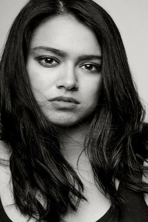 Photo of Sara Wolfkind from the Latest Netflix gallery