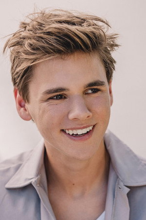 Photo of Gavin White from the Latest Netflix gallery