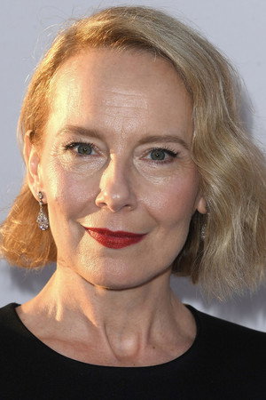Photo of Amy Ryan from the Latest Netflix gallery