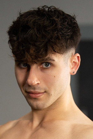 Photo of Michael Vente from the Latest Netflix gallery