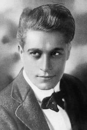 Photo of Elmer Clifton from the Latest Netflix gallery