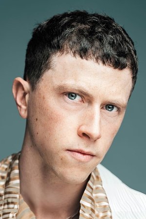 Finnegan Oldfield photo