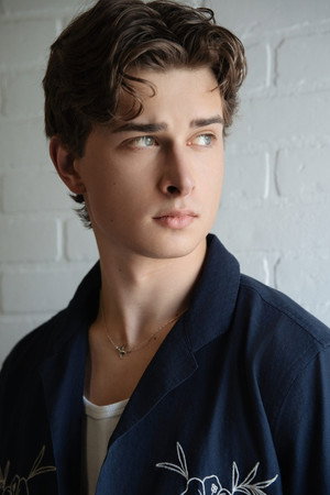Photo of Thomas Gautier from the Latest Netflix gallery
