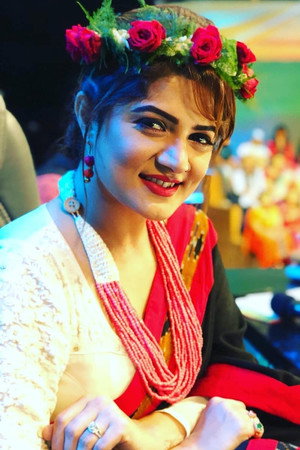 Srabanti Chatterjee photo
