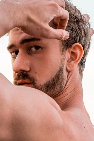 Photo of Evan Jordie from the Latest Netflix gallery