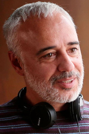 Photo of Javier Fuentes-León from the Latest Netflix gallery