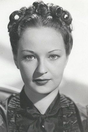 Photo of Evelyn Venable from the Latest Netflix gallery