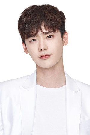Lee Jong-suk photo