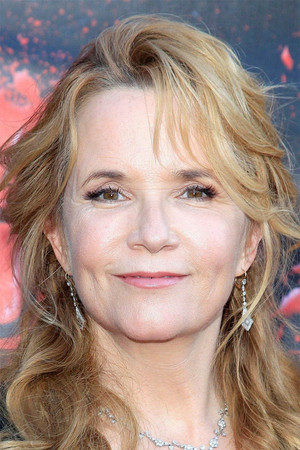 Lea Thompson photo