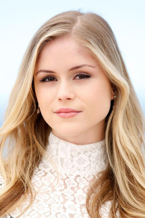 Erin Moriarty photo