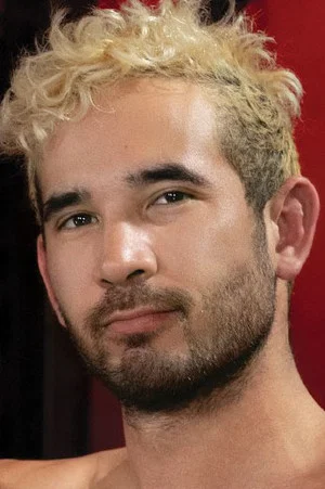 Photo of Zac Snow from the Latest Netflix gallery