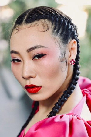 Photo of Yang Ge from the Latest Netflix gallery