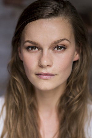 Photo of Anna-Maree Thomas from the Latest Netflix gallery
