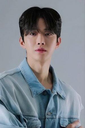 Photo of Park Hyeon from the Latest Netflix gallery