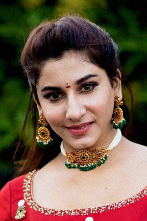 Vishnu Priya Bhimeneni photo