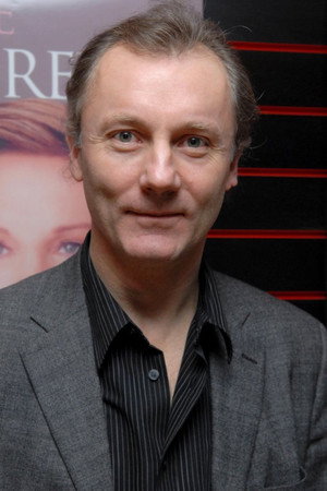 Photo of Aden Gillett from the Latest Netflix gallery