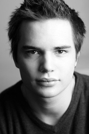 Photo of Benett Vilmányi from the Latest Netflix gallery