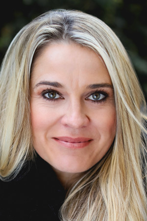 Alexandra Davies photo