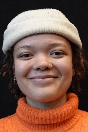 Photo of Sophia Holt from the Latest Netflix gallery