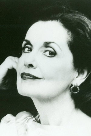 Mary Beth Peil photo