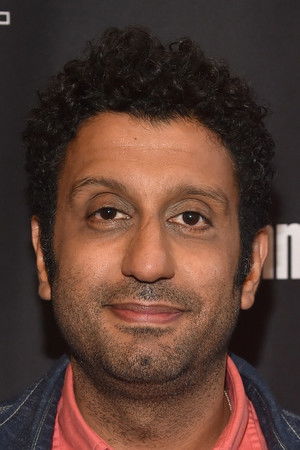 Adeel Akhtar photo