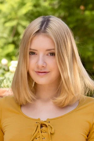 Photo of Lena Anderson from the Latest Netflix gallery