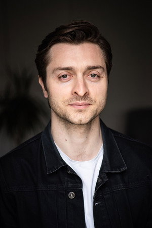 Simon Larvaron photo